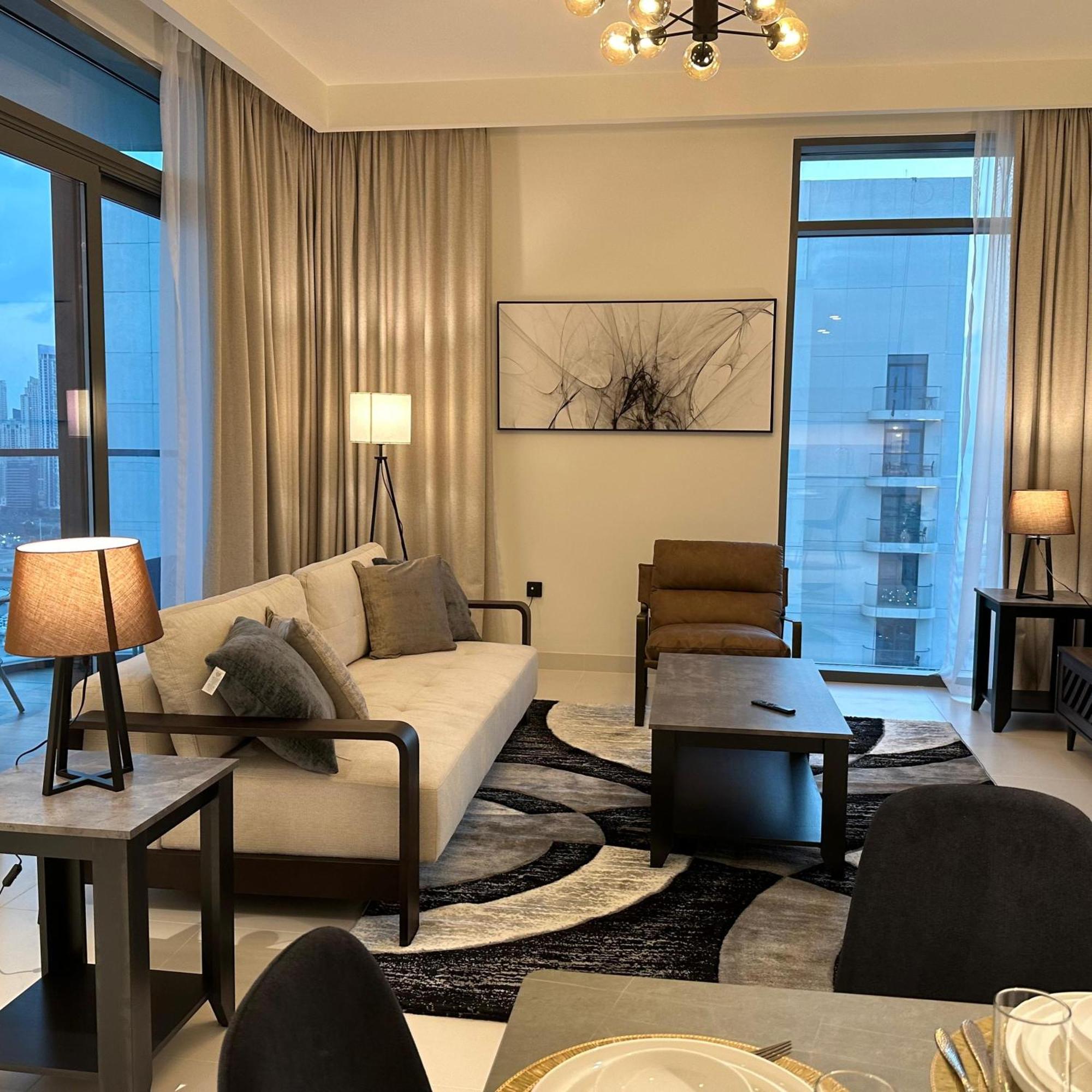 Apartment Amakin Beachfront Palm Jumeirah Marina Vista 2 Dubai