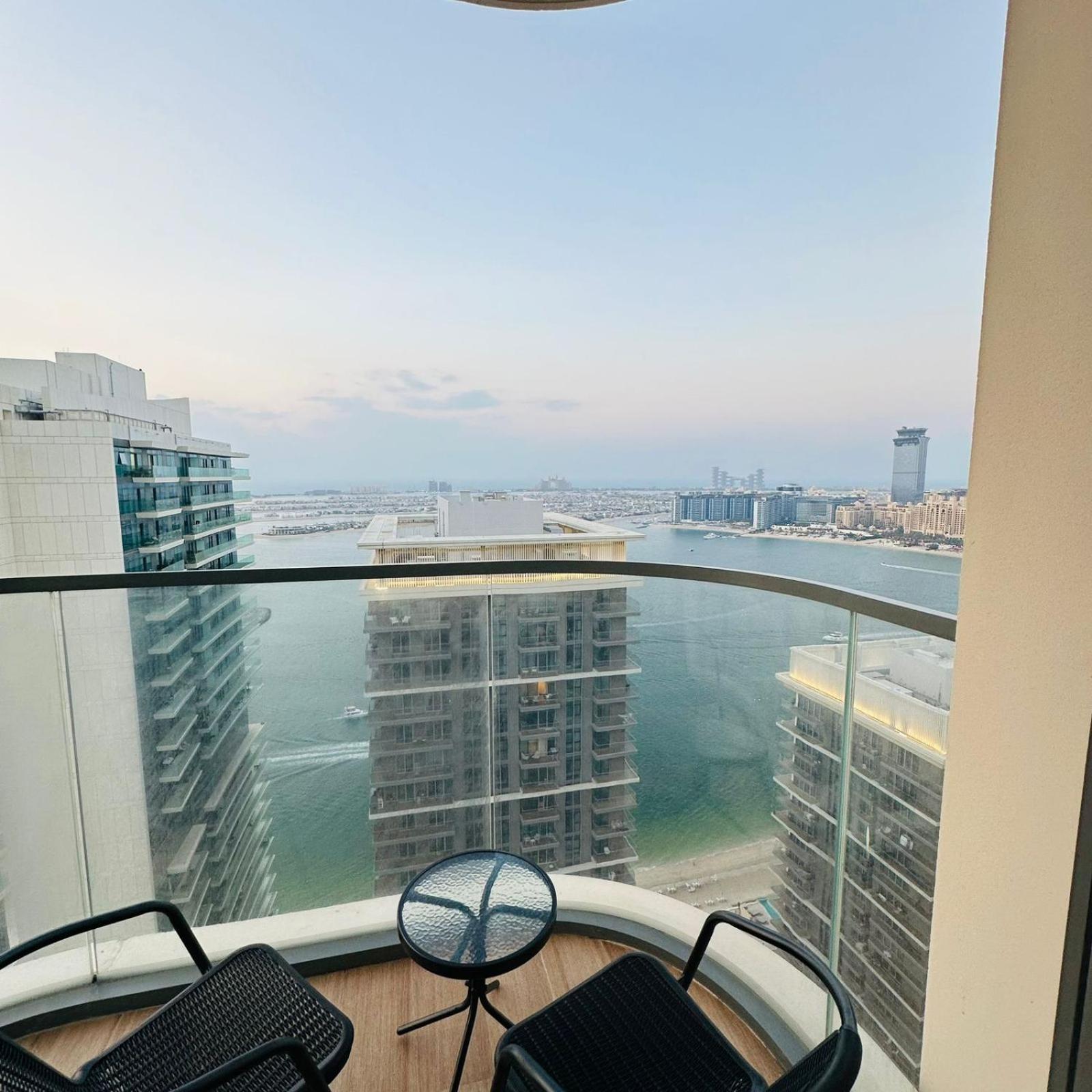 Apartment Amakin Beachfront Palm Jumeirah Marina Vista 2 *