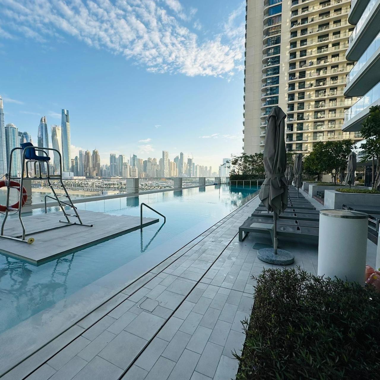 Apartment Amakin Beachfront Palm Jumeirah Marina Vista 2