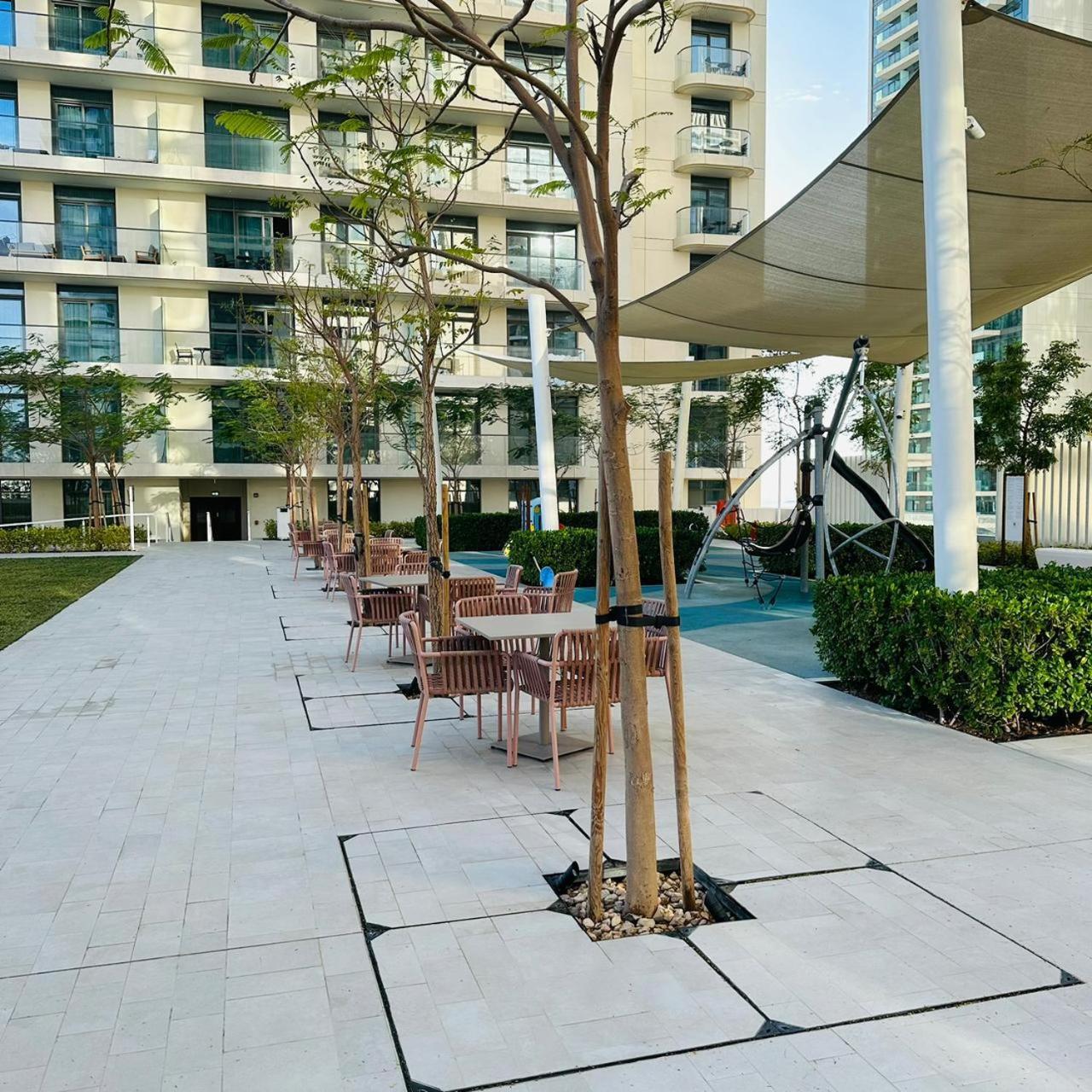 Amakin Beachfront Palm Jumeirah Marina Vista 2 Apartment Dubai